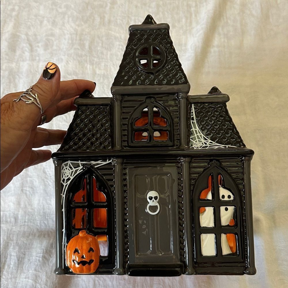 Luminary Candle Holder B&BW Haunted House Halloween Decor